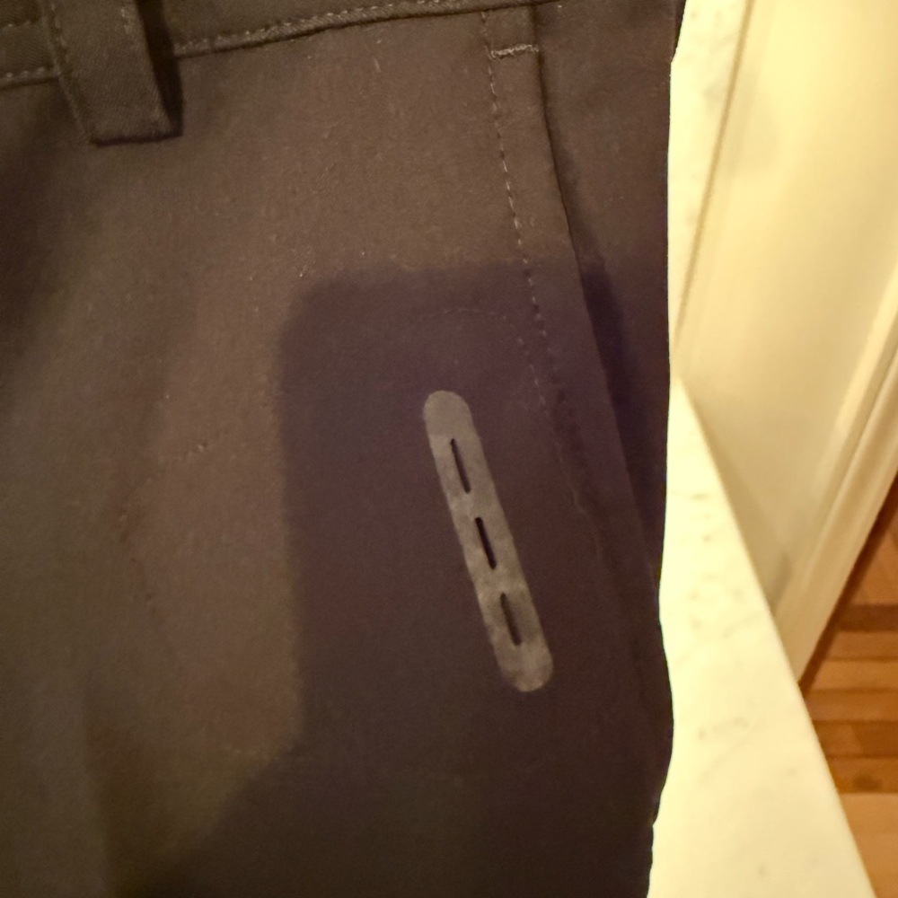 Like New Nike Golf Boys Black Long Dri-Fit Pants Size Medium Retails $68 - Picture 4 of 8
